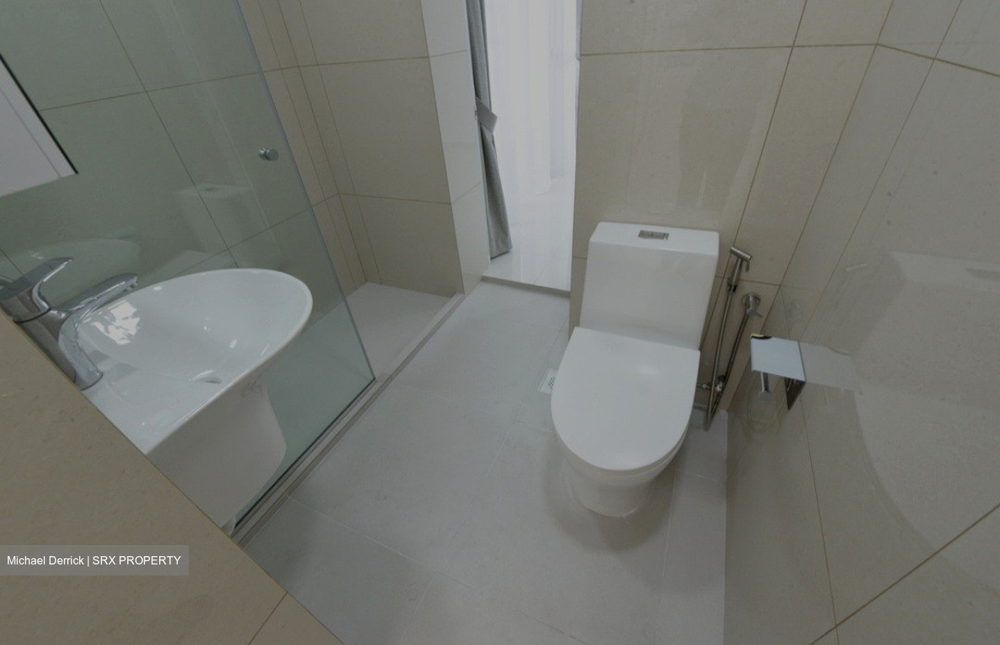 Hawaii Tower (D15), Condominium #498068371